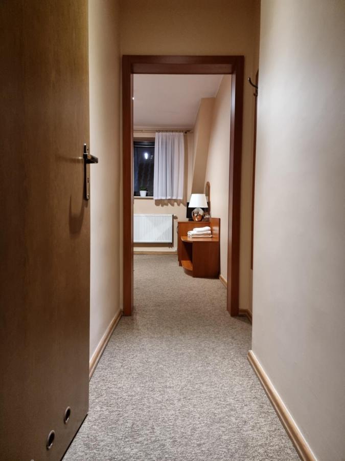 Hotel Jola Września Екстериор снимка