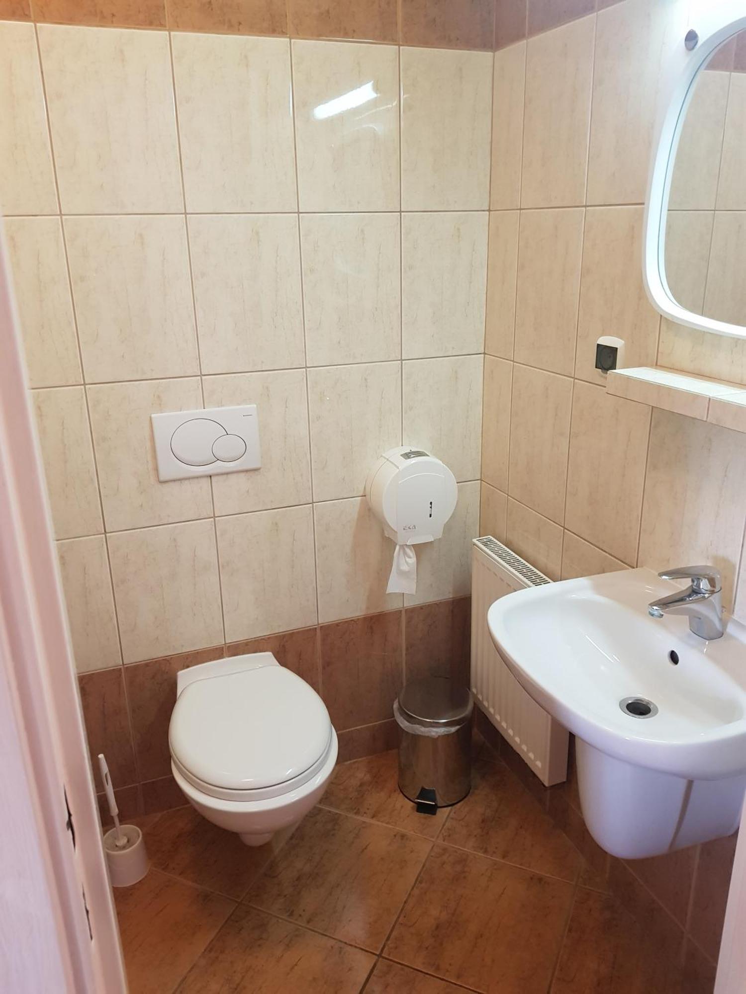 Hotel Jola Września Екстериор снимка